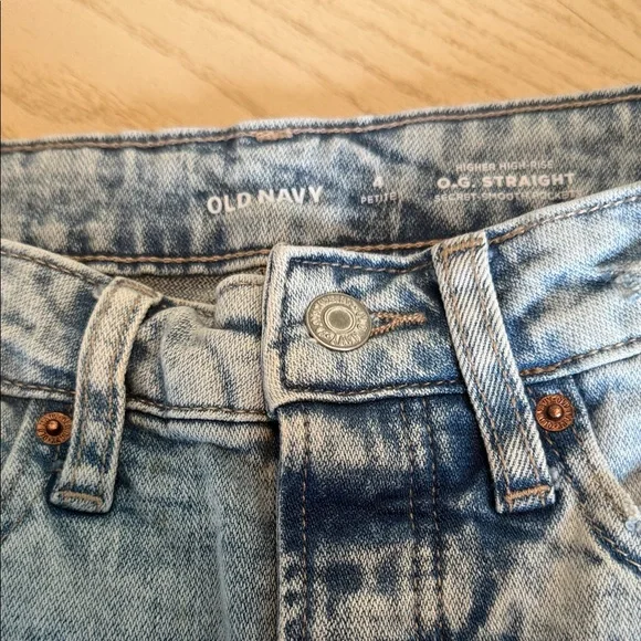 Old Navy Light Blue High-Rise Jeans💜✝️ - Picture 3 of 10